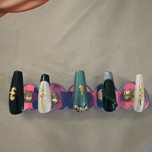 Elegant Nail Art Set - Black, Green, and White